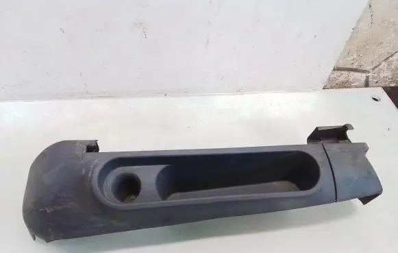 Mitsubishi Colt Seat trim MN157169