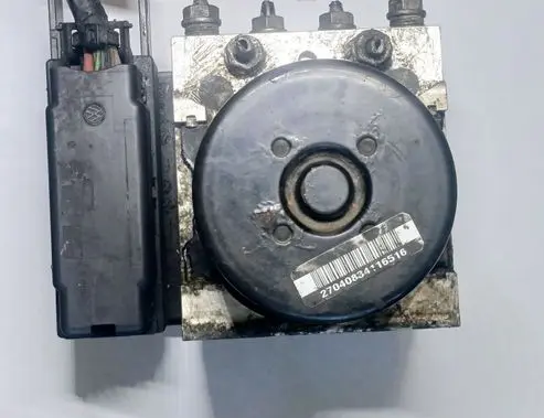 Volkswagen Golf VI ABS Pump 1K0614517DE 1K0907379BJ