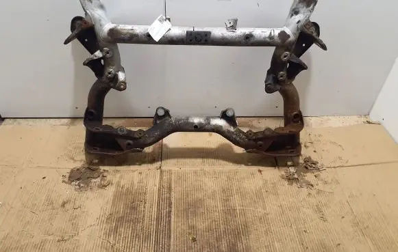 Mercedes-Benz E W212 Front subframe