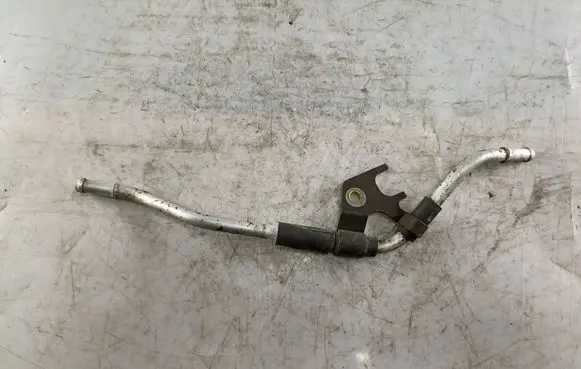 Mitsubishi Grandis Engine coolant pipe/hose