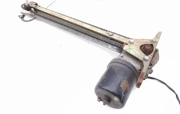 Rolls-Royce Silver Spirit Rear door window regulator with motor UB40250