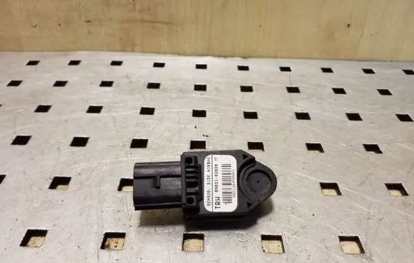 Toyota Corolla E120 E130 Airbag deployment crash/impact sensor 8983102020