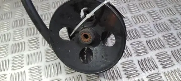 Opel Astra G Power steering pump 90409232