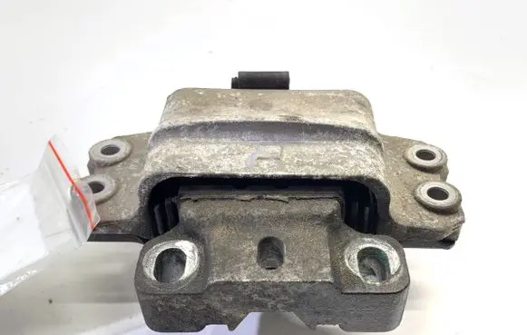 Volkswagen Golf VI Engine mount vacuum valve 1K0199555
