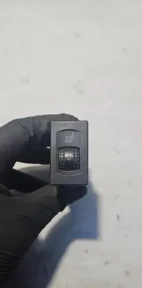 Volkswagen PASSAT B5 Seat heating switch 3B0963564C