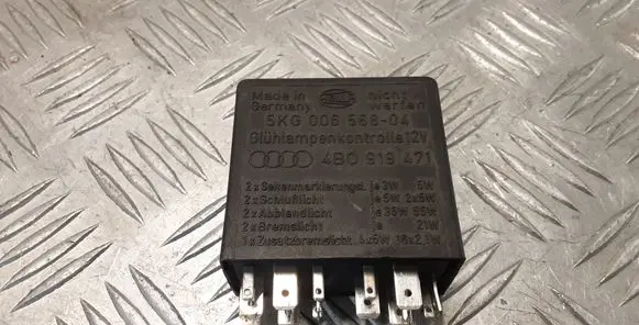 Audi A6 S6 C5 4B Light relay 5KG00656804 4B0919471