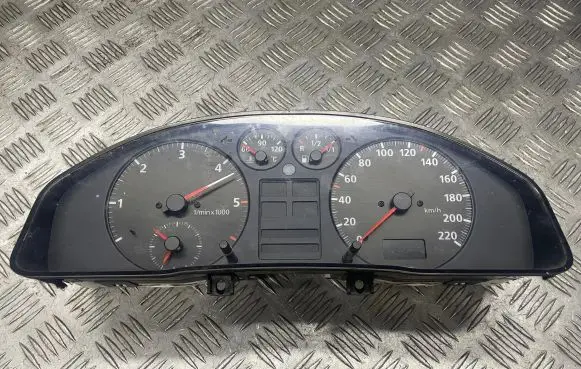 Speedometer (instrument cluster)