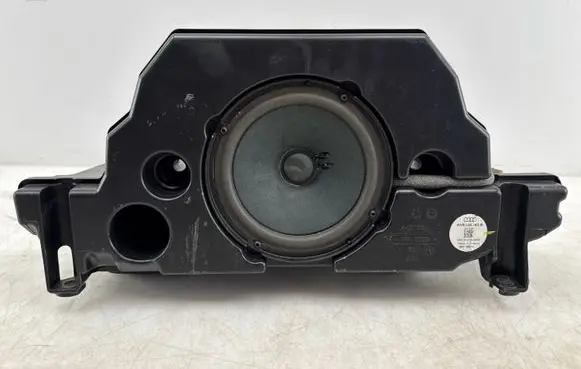 Audi A4 S4 B9 Subwoofer speaker 8W9035382B
