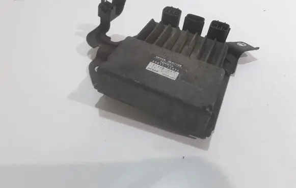 Toyota Corolla Verso AR10 Fuel injection control unit/module 8987120070