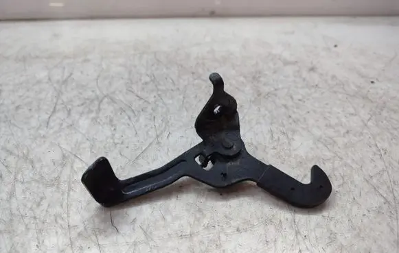 Engine bonnet/hood lock/catch
