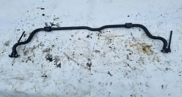 Mercedes-Benz A W176 Front anti-roll bar/sway bar A2463203411