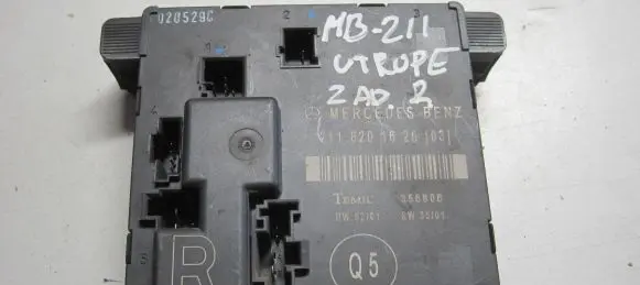 Mercedes-Benz E W211 Door control unit/module 2118201626