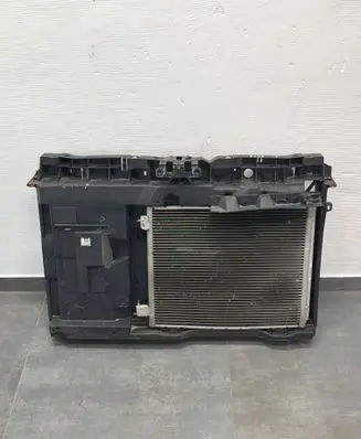 Peugeot 208 I Radiator set 9676534180