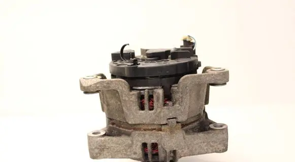 Opel Tigra B Generator/alternator 0124325171 13222930