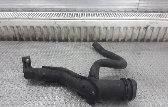 Peugeot 407 Oil fill pipe 