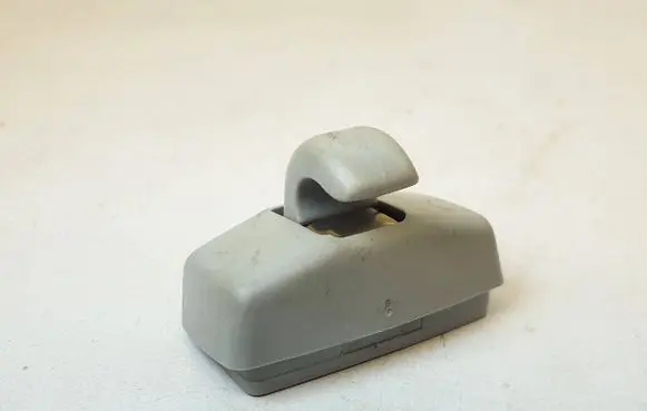 Volkswagen Touran I Sun visor clip/hook/bracket 3B0857561B