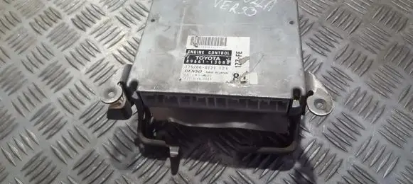 Toyota Corolla Verso E121 Engine control unit/module 8966113080 89661-13080