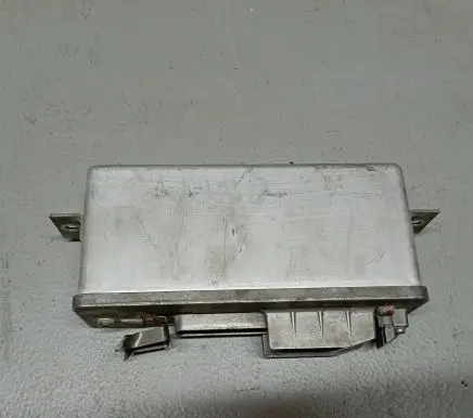BMW 5 E34 ABS control unit/module 0265100045 8442448