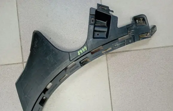 Mercedes-Benz GLC C253 Front bumper mounting bracket A2538851800