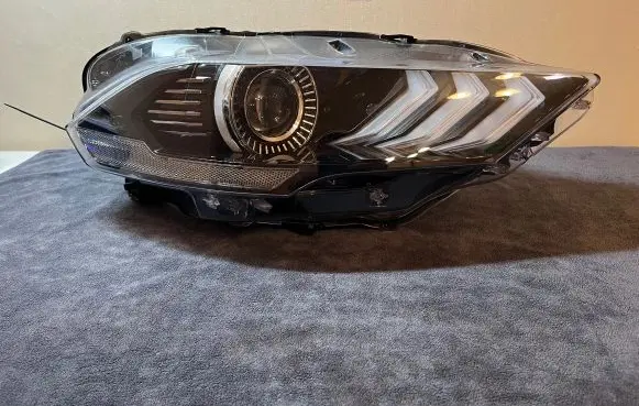 Ford Mustang VI Headlight/headlamp JR3B13005A JR3B13005B JR3B13005C