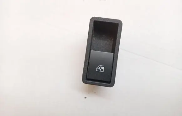 Opel Zafira B Electric window control switch 13228711