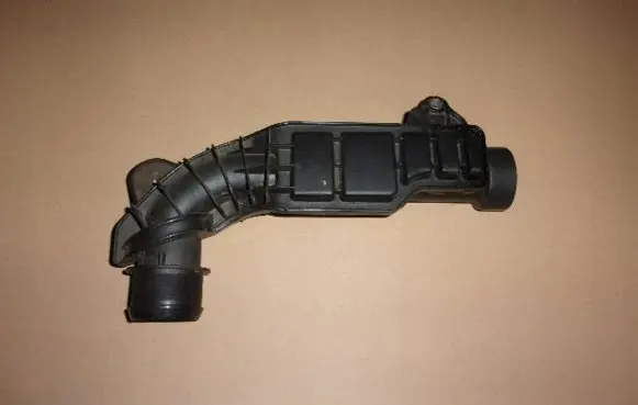 Peugeot 2008 II Turbo air intake inlet pipe/hose 9810958280