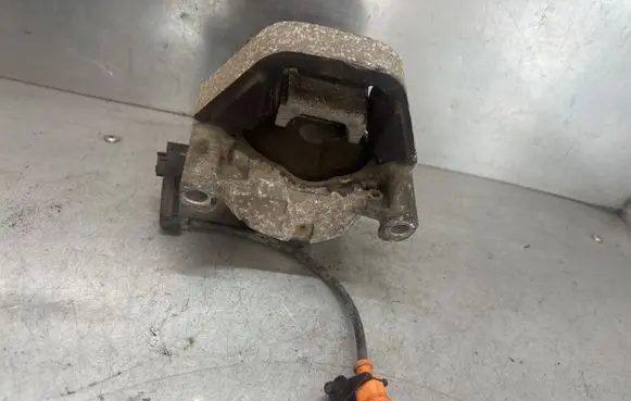 Audi A6 S6 C7 4G Engine mount bracket
