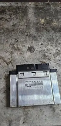 Volkswagen Golf VII Engine control unit/module 04E907309AF