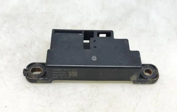 Honda CR-V Aerial antenna amplifier 38387TF0003 38387TF000 201212020446