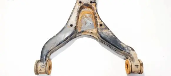 Iveco Daily 30.8 - 9 Front lower control arm/wishbone