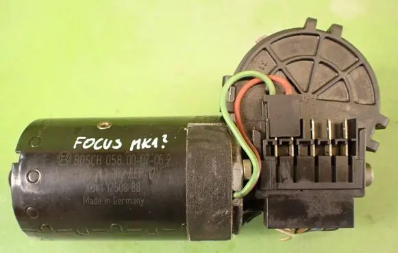 Ford Focus Wiper motor 0390241362