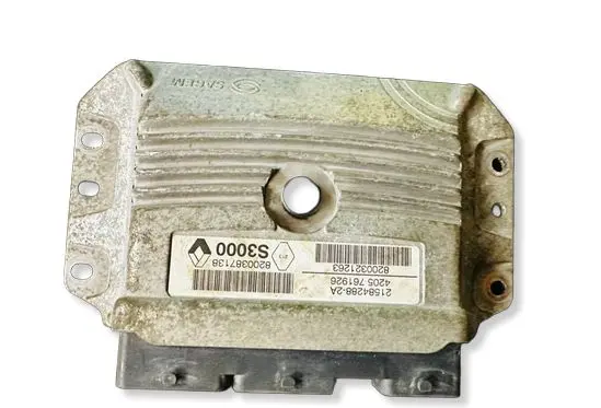 Renault Megane II Engine control unit/module 215842882A 8200321263 8200387138