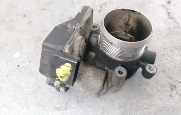 Audi A4 S4 B8 8K Throttle valve 03L128063E