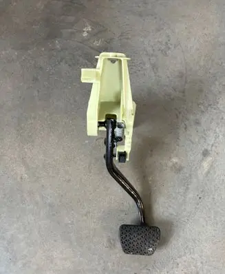 BMW X3 F25 Brake pedal 6787363 4011893A 23022016