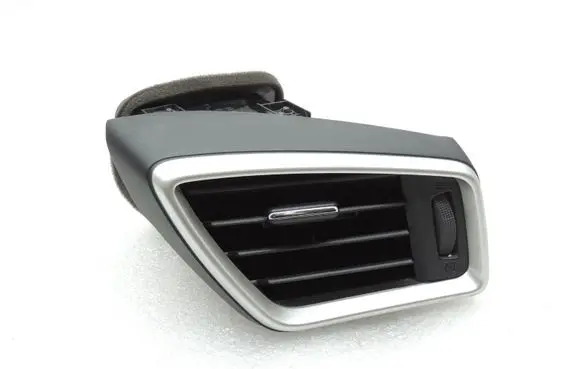 Nissan Qashqai Dashboard side air vent grill/cover trim 687604EH0A