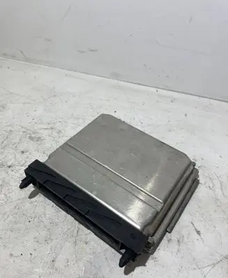 Volvo S60 Engine control unit/module 08667710A 0000013179