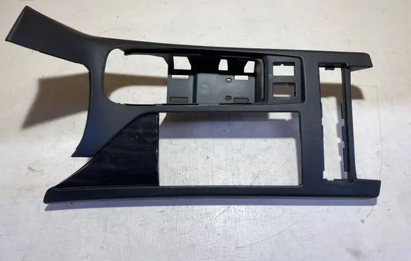 Lexus RX 450H Center console 5882148130