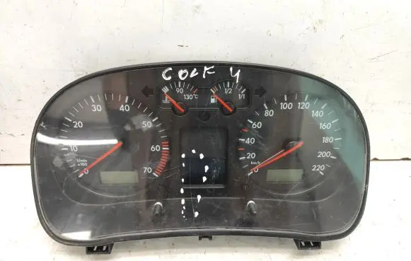 Volkswagen Golf IV Speedometer (instrument cluster) 1J0920821 110008958