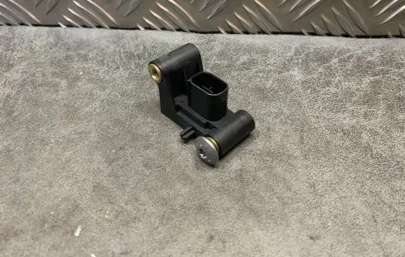 BMW 5 E60 E61 Airbag deployment crash/impact sensor 6977398