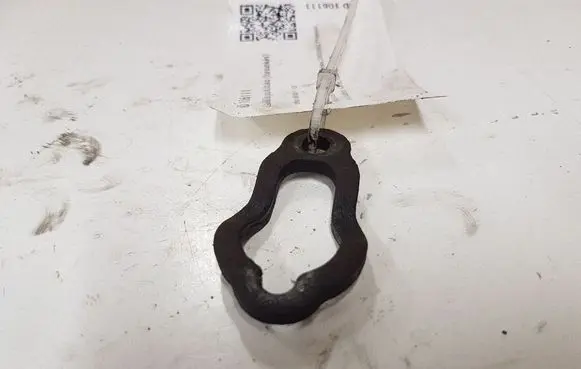 Volvo S80 Fuel Injector clamp holder