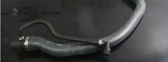 BMW 7 E65 E66 Engine coolant pipe/hose 17122249459 2249459