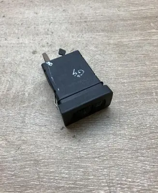 Volkswagen Golf IV Seat heating switch 1J0963564B