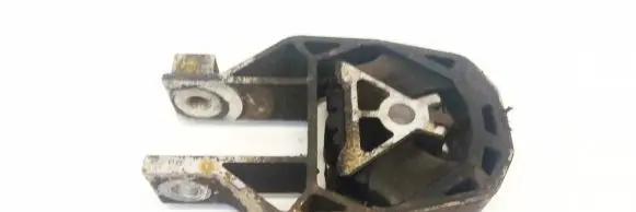 Ford Focus Engine mount bracket P112D