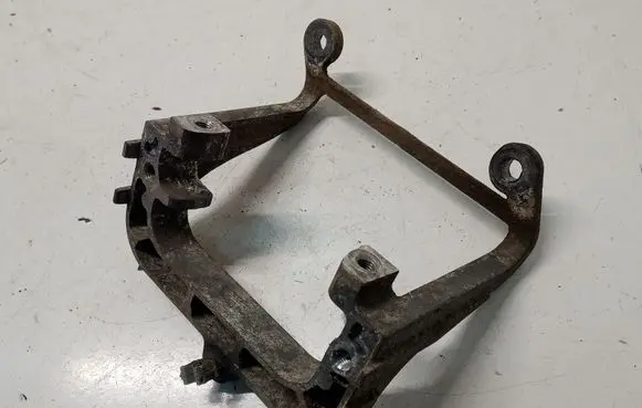 Renault Master III Gearbox mounting bracket 112225095R