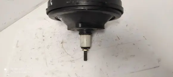 Audi A4 S4 B5 8D Brake booster 8D0612105F