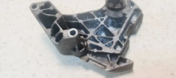 Audi TT TTS Mk2 Engine mounting bracket 06F199207H