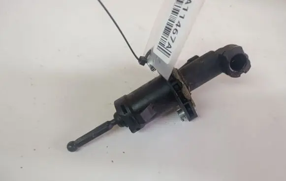 Seat Ibiza IV (6J,6P) Clutch master cylinder