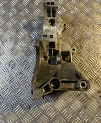 Audi A4 S4 B7 8E 8H Generator/alternator bracket 03G903143D