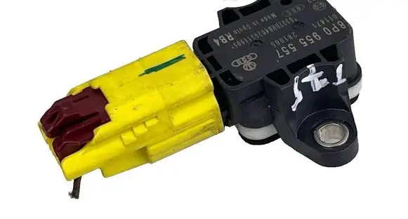 Audi A3 S3 8P Airbag deployment crash/impact sensor 8P0955557