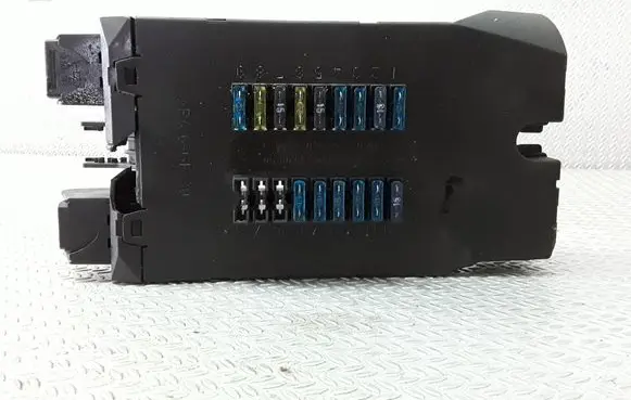Mercedes-Benz Vito Viano W638 Fuse module 0005400650 08501002